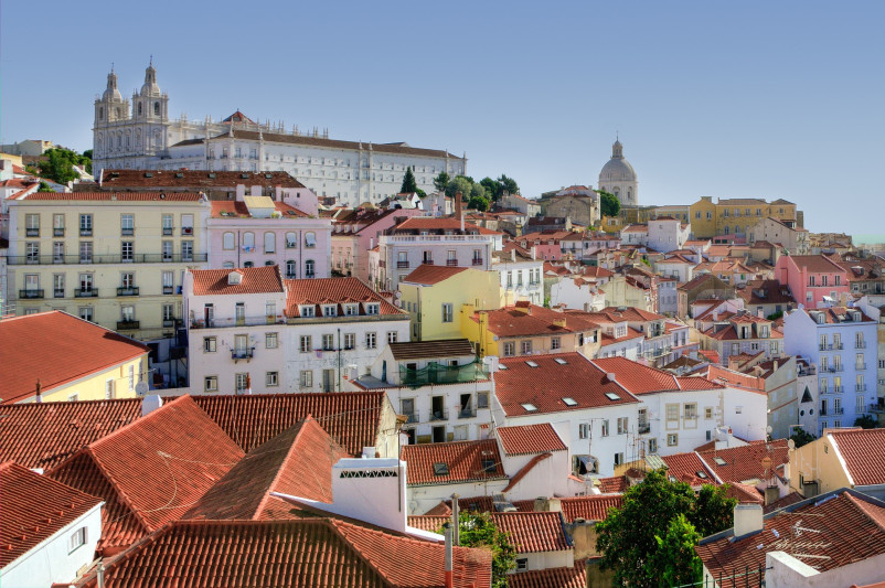 alfama-2165717_1920